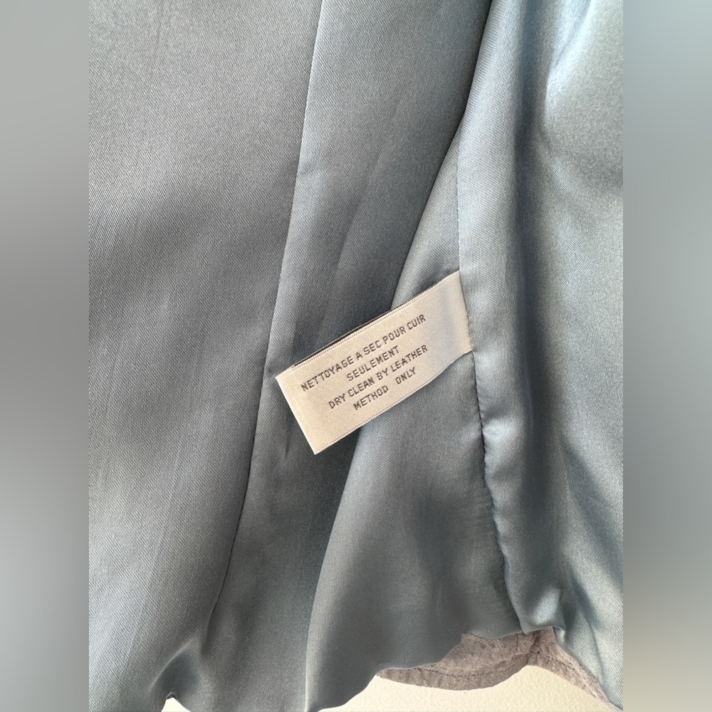 Beechers Brook for Fairweather -Suede Collection- Soft Blue - Size Medium - Picture 6 of 11